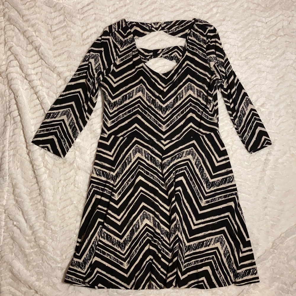 CLOSING SALE Black & White Chevron Dress
